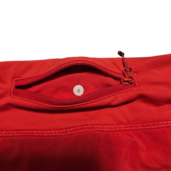 GUC Lululemon Speed Shorts. Sz 4. - Picture 3 of 4